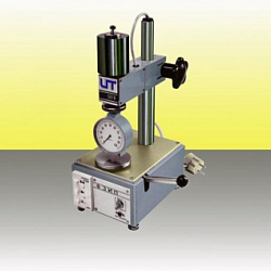 Фото Прибор настольный для измерения твердости пластмасс ИТ 5078