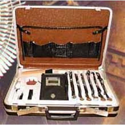 Изображение Толщиномер ультразвуковой УТ-93П/1 Фото Толщиномер ультразвуковой УТ-93П/1