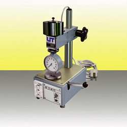 Фото Прибор настольный для измерения твердости пластмасс ИТ 5069